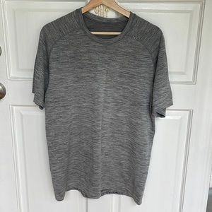 Lululemon shirt